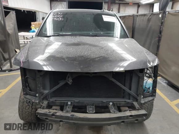 ✅ 2018 Chevrolet Tahoe LT • VIN: 1GNSCBKC5JR290050 • Lot: 41569159. Listed on IAAI with 60,429 mi. Free auction sales archive from the USA and detailed vehicle history report at DreamBid. Image 13.