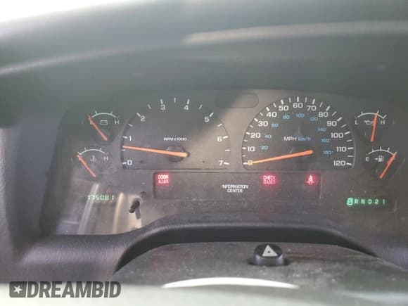 ✅ 2001 Dodge Durango • VIN: 1B4HS28Z21F527495 • Лот: 81225765. Опубликован ранее на Copart с пробегом 175 081 миль. Бесплатный доступ к архиву аукционных продаж из США и подробный отчёт об истории автомобиля на DreamBid. Изображение 9.