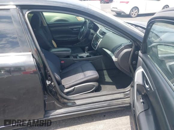 ✅ 2016 Nissan Altima S • VIN: 1N4AL3APXGN369220 • Lot: 42759092. Listed on IAAI with 186,213 mi. Free auction sales archive from the USA and detailed vehicle history report at DreamBid. Image 5.