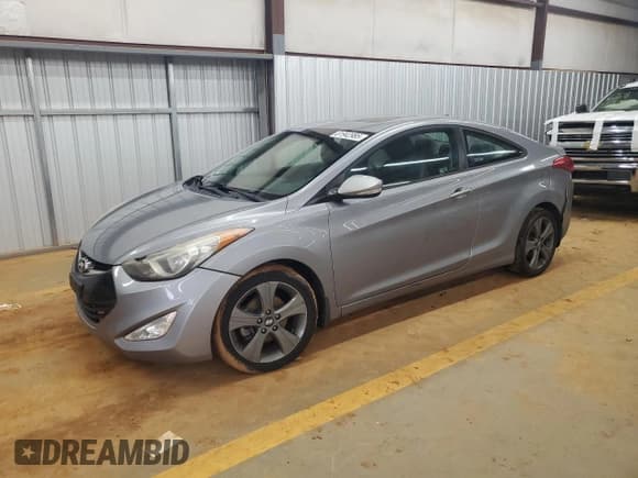 ✅ 2013 Hyundai Elantra SE • VIN: KMHDH6AE2DU011843 • Lot: 81942985. Listed on Copart with 136,492 mi. Free auction sales archive from the USA and detailed vehicle history report at DreamBid. Image 1.