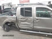 ✅ 2007 Nissan Frontier SE • VIN: 1N6AD07U97C451449 • Лот: 43757866. Опубликован ранее на IAAI с пробегом 178 840 миль. Бесплатный доступ к архиву аукционных продаж из США и подробный отчёт об истории автомобиля на DreamBid. Изображение 6.