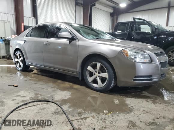 ✅ 2011 Chevrolet Malibu 1LT • VIN: 1G1ZC5E17BF340977 • Лот: 80017734. Опубликован ранее на Copart с пробегом 106 588 миль. Бесплатный доступ к архиву аукционных продаж из США и подробный отчёт об истории автомобиля на DreamBid. Изображение 4.