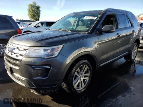 ✅ 2019 Ford Explorer XLT • VIN: 1FM5K8D83KGA26161 • Лот: 89846685. Опубликован ранее на Copart с пробегом 110 068 миль. Бесплатный доступ к архиву аукционных продаж из США и подробный отчёт об истории автомобиля на DreamBid. Изображение 1.