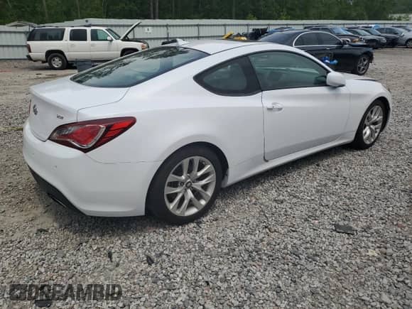 2014 Hyundai Genesis Coupe R-Spec z VIN KMHHT6KD6EU117011, wystawiony jako Copart lot #51981975 z przebiegiem 69 224 mil mil oraz Szkoda całkowita • Salvage title. Historia ofert i sprzedaży dostępna na DreamBid. Obrazek 3.