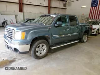 ✅ 2011 GMC Sierra 1500 SLT • VIN: 3GTP2WE34BG161870 • Лот: 69663045. Опубликован ранее на Copart с пробегом 115 035 миль. Бесплатный доступ к архиву аукционных продаж из США и подробный отчёт об истории автомобиля на DreamBid. Изображение 1.