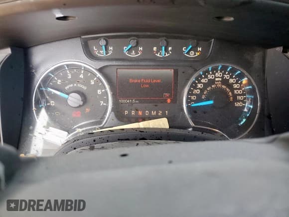 ✅ 2014 Ford F-150 XL • VIN: 1FTFW1CT7EKE88704 • Lot: 71633095. Wystawiony na Copart z przebiegiem 100 041 mil. Bezpłatny archiwum sprzedaży aukcyjnych z USA i szczegółowy raport historii pojazdu na DreamBid. Zdjęcie 9.