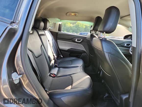 2022 Jeep Compass Latitude с VIN 3C4NJDBB9NT154533, выставлен на аукционе Copart как лот 65537715 с пробегом 23 613 миль миль и Списание • Salvage title. История ставок и продаж доступна на DreamBid. Изображение 11.