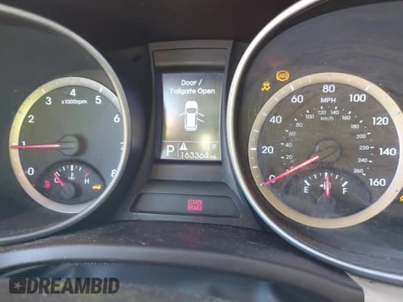 ✅ 2013 Hyundai Santa Fe Sport • VIN: 5XYZT3LB8DG045006 • Лот: 43677822. Опубликован ранее на IAAI с пробегом 163 364 миль. Бесплатный доступ к архиву аукционных продаж из США и подробный отчёт об истории автомобиля на DreamBid. Изображение 7.