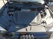 ✅ 2024 Audi Q8 e-tron Premium Plus • VIN: WA15AAGE7RB063361 • Lot: 86252055. Wystawiony na Copart z przebiegiem 7 848 mil. Bezpłatny archiwum sprzedaży aukcyjnych z USA i szczegółowy raport historii pojazdu na DreamBid. Zdjęcie 12.