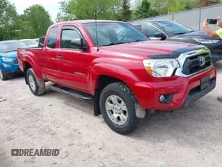 ✅ 2013 Toyota Tacoma • VIN: 5TFUX4EN3DX023875 • Lot: 42290073. Wystawiony na IAAI z przebiegiem 112 303 mil. Bezpłatny archiwum sprzedaży aukcyjnych z USA i szczegółowy raport historii pojazdu na DreamBid. Zdjęcie 1.