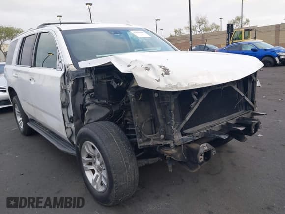 ✅ 2019 Chevrolet Tahoe LT • VIN: 1GNSKBKC5KR273544 • Lot: 42085800. Wystawiony na IAAI z przebiegiem 99 537 mil. Bezpłatny archiwum sprzedaży aukcyjnych z USA i szczegółowy raport historii pojazdu na DreamBid. Zdjęcie 1.