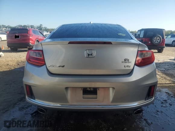 ✅ 2013 Honda Accord EX-L • VIN: 1HGCT2B89DA006710 • Lot: 70382715. Listed on Copart with 186,705 mi. Free auction sales archive from the USA and detailed vehicle history report at DreamBid. Image 6.