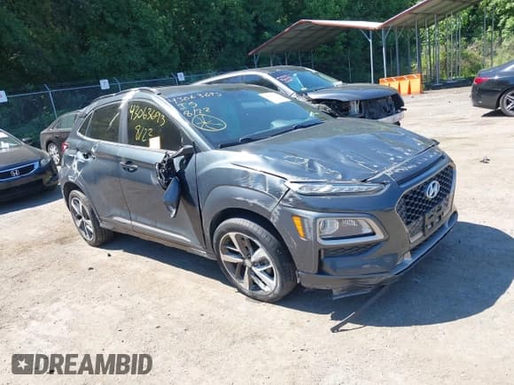 ✅ 2018 Hyundai Kona Limited • VIN: KM8K3CA52JU075364 • Лот: 43063693. Опубликован ранее на IAAI с пробегом 68 615 миль. Бесплатный доступ к архиву аукционных продаж из США и подробный отчёт об истории автомобиля на DreamBid. Изображение 1.