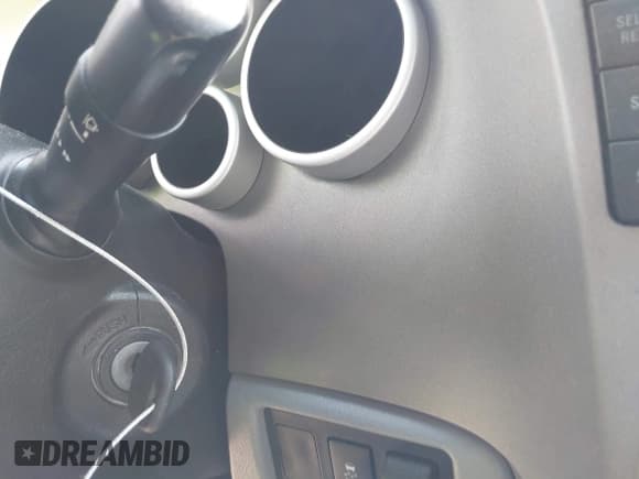 ✅ 2011 Toyota Tundra Limited • VIN: 5TFFY5F16BX107242 • Lot: 42079406. Listed on IAAI with 201,000 mi. Free auction sales archive from the USA and detailed vehicle history report at DreamBid. Image 11.