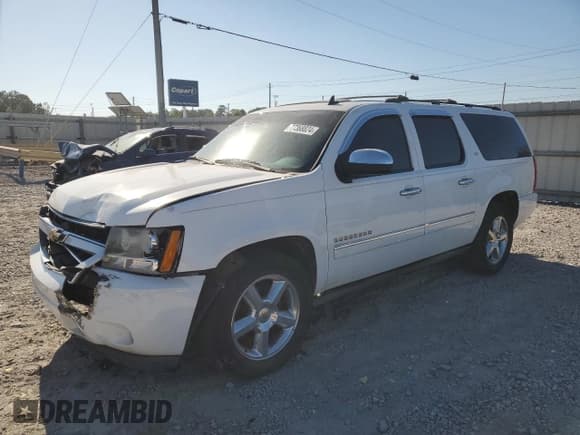 ✅ 2011 Chevrolet Suburban LTZ • VIN: 1GNSCKE00BR216666 • Lot: 77368824. Wystawiony na Copart z przebiegiem 185 922 mil. Bezpłatny archiwum sprzedaży aukcyjnych z USA i szczegółowy raport historii pojazdu na DreamBid. Zdjęcie 1.