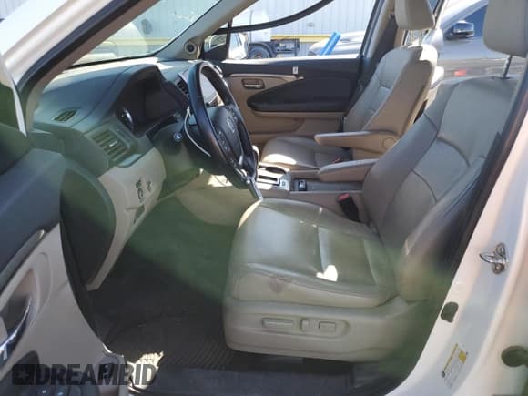 ✅ 2018 Honda Pilot EX-L • VIN: 5FNYF5H63JB016641 • Лот: 81497305. Опубликован ранее на Copart с пробегом 126 333 миль. Бесплатный доступ к архиву аукционных продаж из США и подробный отчёт об истории автомобиля на DreamBid. Изображение 7.