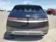 ✅ 2024 Hyundai Ioniq 5 SE Standard Range • VIN: KM8KM4DB9RU234574 • Lot: 57271695. Wystawiony na Copart z przebiegiem 28 478 mil. Bezpłatny archiwum sprzedaży aukcyjnych z USA i szczegółowy raport historii pojazdu na DreamBid. Zdjęcie 6.