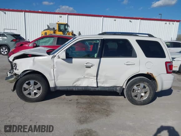 ✅ 2012 Ford Escape Limited • VIN: 1FMCU0E77CKB02522 • Lot: 43597445. Wystawiony na IAAI z przebiegiem 177 057 mil. Bezpłatny archiwum sprzedaży aukcyjnych z USA i szczegółowy raport historii pojazdu na DreamBid. Zdjęcie 15.