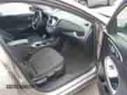 2024 Chevrolet Malibu LT z VIN 1G1ZD5ST1RF222162, wystawiony jako IAAI lot #43586715 z przebiegiem 38 518 mil mil oraz . Historia ofert i sprzedaży dostępna na DreamBid. Obrazek 5.