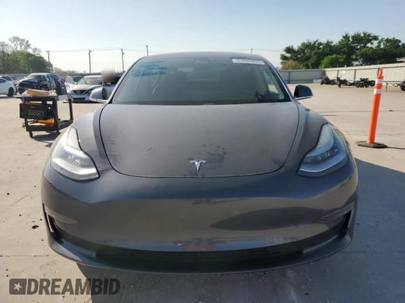 ✅ 2020 Tesla Model 3 Performance • VIN: 5YJ3E1EC3LF641009 • Lot: 51033205. Wystawiony na Copart z przebiegiem 118 245 mil. Bezpłatny archiwum sprzedaży aukcyjnych z USA i szczegółowy raport historii pojazdu na DreamBid. Zdjęcie 5.