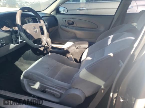 ✅ 2007 Chevrolet Monte Carlo LS • VIN: 2G1WJ15K079262097 • Lot: 68137005. Listed on Copart with 130,426 mi. Free auction sales archive from the USA and detailed vehicle history report at DreamBid. Image 7.