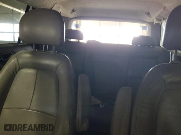 ✅ 2007 Saturn VUE V6 • VIN: 5GZCZ53427S800634 • Lot: 56112125. Wystawiony na Copart z przebiegiem Nie podano. Bezpłatny archiwum sprzedaży aukcyjnych z USA i szczegółowy raport historii pojazdu na DreamBid. Zdjęcie 10.