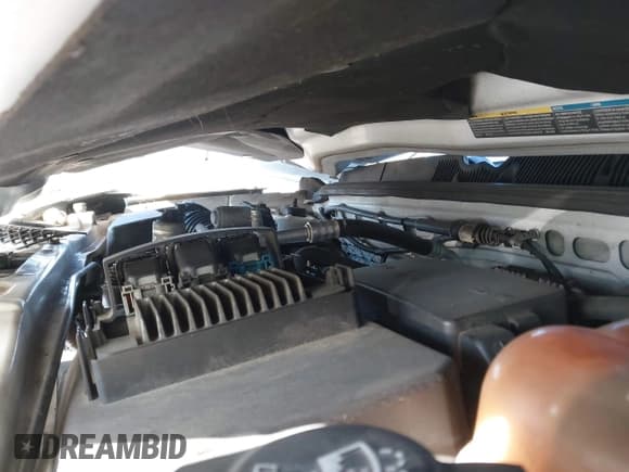 ✅ 2005 Chevrolet Equinox LT • VIN: 2CNDL73F556094954 • Лот: 41354675. Опубликован ранее на IAAI с пробегом 226 489 миль. Бесплатный доступ к архиву аукционных продаж из США и подробный отчёт об истории автомобиля на DreamBid. Изображение 10.