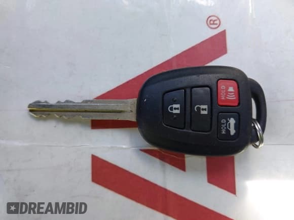 ✅ 2014 Toyota Corolla LE • VIN: 5YFBURHE4EP030018 • Lot: 43406233. Listed on IAAI with 122,500 mi. Free auction sales archive from the USA and detailed vehicle history report at DreamBid. Image 11.