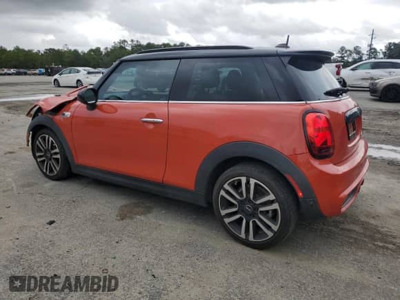 2019 MINI Hardtop Cooper S with VIN WMWXP7C53K2A53356, listed as a Copart auction lot 84743025 with 80,211 mi miles and Salvage title. Bid and sale history available at DreamBid. Image 2.