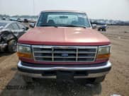 ✅ 1997 Ford F-250 • VIN: 1FTHX26H3VEC25689 • Lot: 67175975. Wystawiony na Copart z przebiegiem 219 753 mil. Bezpłatny archiwum sprzedaży aukcyjnych z USA i szczegółowy raport historii pojazdu na DreamBid. Zdjęcie 5.