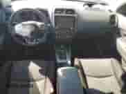 2024 Mitsubishi Outlander S z VIN JA4ARUAU5RU010395, wystawiony jako Copart lot #81866485 z przebiegiem 32 765 mil mil oraz Szkoda całkowita • Salvage title. Historia ofert i sprzedaży dostępna na DreamBid. Obrazek 8.