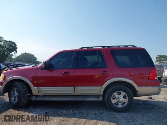 ✅ 2005 Ford Expedition Eddie Bauer • VIN: 1FMFU17515LB00471 • Lot: 43245952. Wystawiony na IAAI z przebiegiem 416 066 mil. Bezpłatny archiwum sprzedaży aukcyjnych z USA i szczegółowy raport historii pojazdu na DreamBid. Zdjęcie 14.