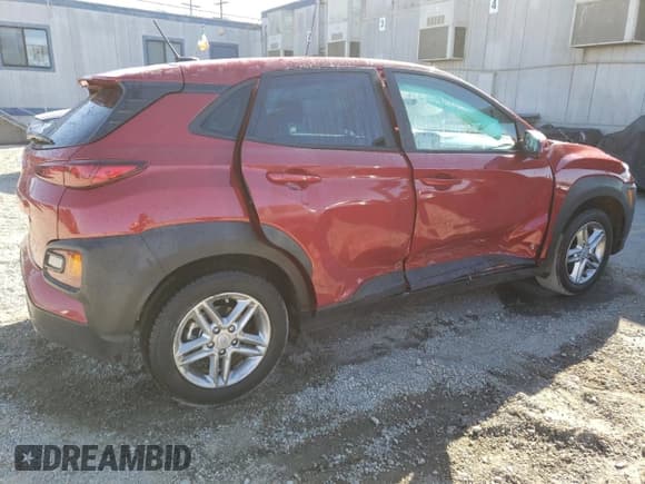 ✅ 2021 Hyundai Kona SE • VIN: KM8K12AA8MU703641 • Лот: 75525333. Опубликован ранее на Copart с пробегом 57 590 миль. Бесплатный доступ к архиву аукционных продаж из США и подробный отчёт об истории автомобиля на DreamBid. Изображение 3.