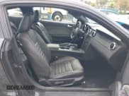 ✅ 2008 Ford Mustang GT Deluxe • VIN: 1ZVHT82H685175733 • Lot: 43274979. Listed on IAAI with 30,231 mi. Free auction sales archive from the USA and detailed vehicle history report at DreamBid. Image 5.