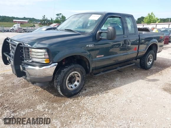 ✅ 2004 Ford F-250 XL • VIN: 1FTNX21P84EA26301 • Лот: 42647558. Опубликован ранее на IAAI с пробегом 340 277 миль. Бесплатный доступ к архиву аукционных продаж из США и подробный отчёт об истории автомобиля на DreamBid. Изображение 17.