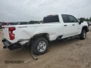 ✅ 2022 Chevrolet Silverado 2500HD Work Truck • VIN: 1GC2YLE77NF312748 • Lot: 57164834. Wystawiony na Copart z przebiegiem 88 694 mil. Bezpłatny archiwum sprzedaży aukcyjnych z USA i szczegółowy raport historii pojazdu na DreamBid. Zdjęcie 3.