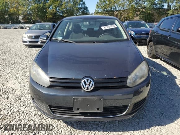 ✅ 2010 Volkswagen Golf • VIN: WVWAB7AJ7AW385375 • Lot: 82264905. Listed on Copart with 204,314 mi. Free auction sales archive from the USA and detailed vehicle history report at DreamBid. Image 5.