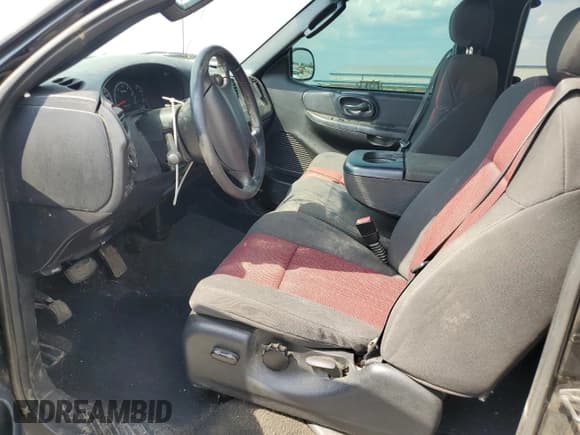 ✅ 2003 Ford F-150 XL • VIN: 1FTRX18L23NB11079 • Lot: 80260145. Listed on Copart with 167,209 mi. Free auction sales archive from the USA and detailed vehicle history report at DreamBid. Image 7.