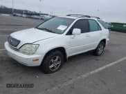 ✅ 2002 Lexus RX 300 • VIN: JTJHF10U920267311 • Лот: 41259822. Опубликован ранее на IAAI с пробегом 241 600 миль. Бесплатный доступ к архиву аукционных продаж из США и подробный отчёт об истории автомобиля на DreamBid. Изображение 2.