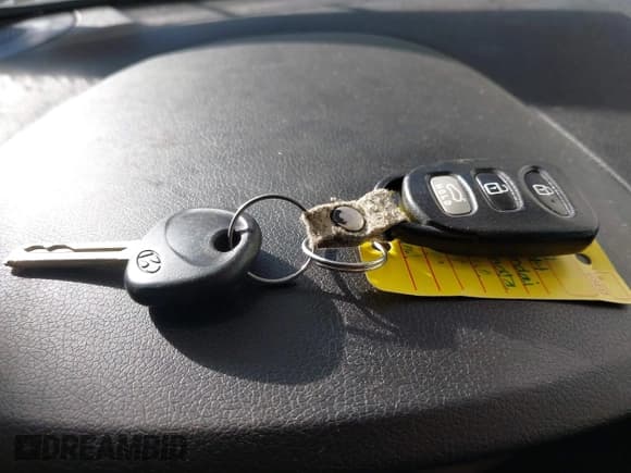 ✅ 2014 Hyundai Sonata GLS • VIN: 5NPEB4AC3EH914642 • Lot: 43434139. Listed on IAAI with 108,700 mi. Free auction sales archive from the USA and detailed vehicle history report at DreamBid. Image 11.