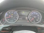 ✅ 2014 Volkswagen Touareg Sport • VIN: WVGDF9BP8ED014612 • Lot: 64328755. Listed on Copart with 212,782 mi. Free auction sales archive from the USA and detailed vehicle history report at DreamBid. Image 9.