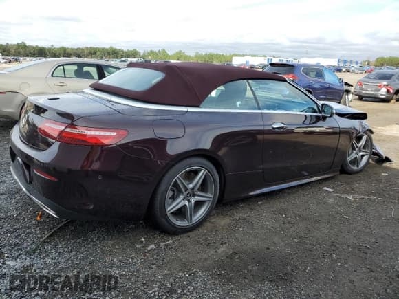 ✅ 2019 Mercedes-Benz E 450 • VIN: WDD1K6HB5KF079744 • Лот: 39145764. Опубликован ранее на Copart с пробегом 31 492 миль. Бесплатный доступ к архиву аукционных продаж из США и подробный отчёт об истории автомобиля на DreamBid. Изображение 3.