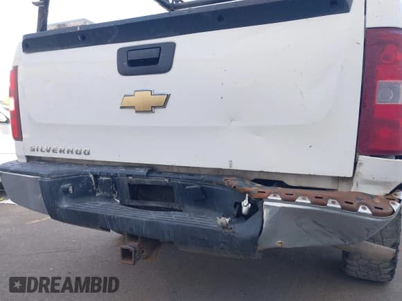 ✅ 2007 Chevrolet Silverado 1500 Work Truck • VIN: 1GCEC14C97Z652256 • Лот: 42078858. Опубликован ранее на IAAI с пробегом 276 376 миль. Бесплатный доступ к архиву аукционных продаж из США и подробный отчёт об истории автомобиля на DreamBid. Изображение 6.