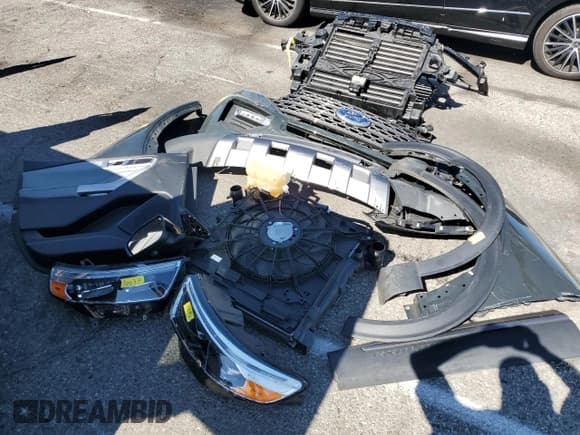 ✅ 2023 Ford Explorer XLT • VIN: 1FMSK7DH6PGA47607 • Лот: 85934175. Опубликован ранее на Copart с пробегом Не указан. Бесплатный доступ к архиву аукционных продаж из США и подробный отчёт об истории автомобиля на DreamBid. Изображение 13.