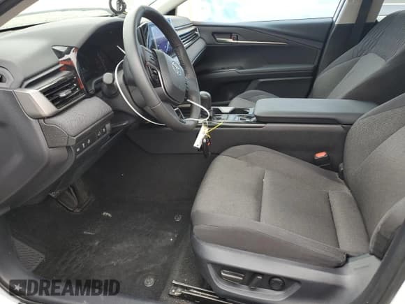 ✅ 2025 Toyota Camry SE • VIN: 4T1DAACK8SU578727 • Lot: 81134635. Listed on Copart with 421 mi. Free auction sales archive from the USA and detailed vehicle history report at DreamBid. Image 7.