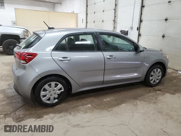 ✅ 2023 Kia Rio S • VIN: 3KPA25AD4PE623054 • Lot: 56100485. Wystawiony na Copart z przebiegiem 35 358 mil. Bezpłatny archiwum sprzedaży aukcyjnych z USA i szczegółowy raport historii pojazdu na DreamBid. Zdjęcie 3.