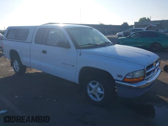 ✅ 1998 Dodge Dakota SLT • VIN: 1B7GL22X2WS563740 • Лот: 43560961. Опубликован ранее на IAAI с пробегом 135 459 миль. Бесплатный доступ к архиву аукционных продаж из США и подробный отчёт об истории автомобиля на DreamBid. Изображение 1.