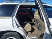 ✅ 2004 Hyundai Santa Fe GLS • VIN: KM8SC13E44U672070 • Lot: 43383997. Listed on IAAI with 219,150 mi. Free auction sales archive from the USA and detailed vehicle history report at DreamBid. Image 8.