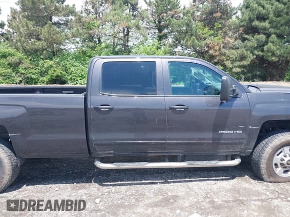✅ 2015 Chevrolet Silverado 2500HD LT • VIN: 1GC1KVE82FF572185 • Lot: 42207194. Listed on IAAI with 245,109 mi. Free auction sales archive from the USA and detailed vehicle history report at DreamBid. Image 14.