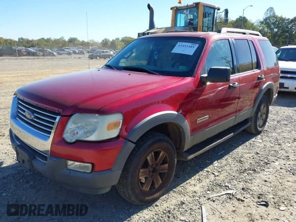 ✅ 2006 Ford Explorer XLT • VIN: 1FMEU73E96UA59734 • Lot: 43453485. Listed on IAAI with 195,808 mi. Free auction sales archive from the USA and detailed vehicle history report at DreamBid. Image 2.